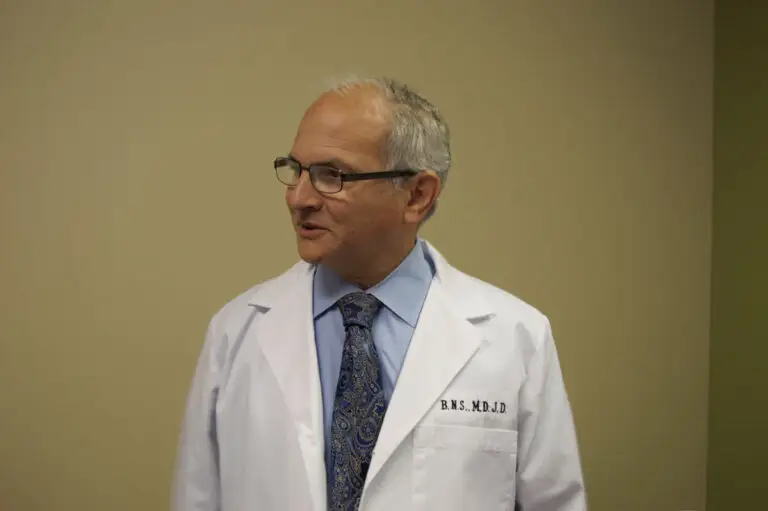 Barry N. Straus, MD